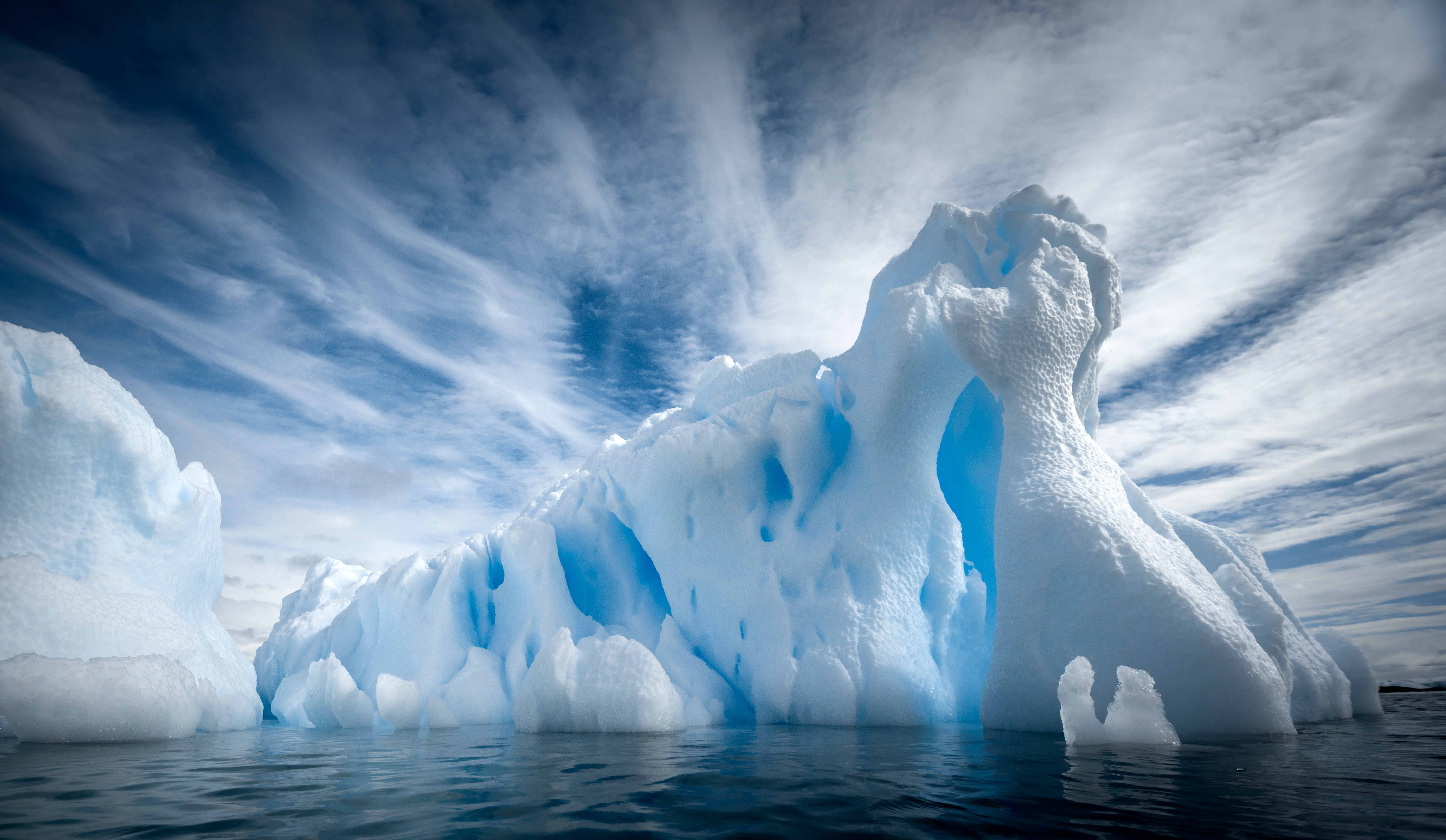 Destinazioni_Antartide_Antarctica XXI_icebergs_Ruslan Eliseev_davide guglielmi_contemporary art of travel