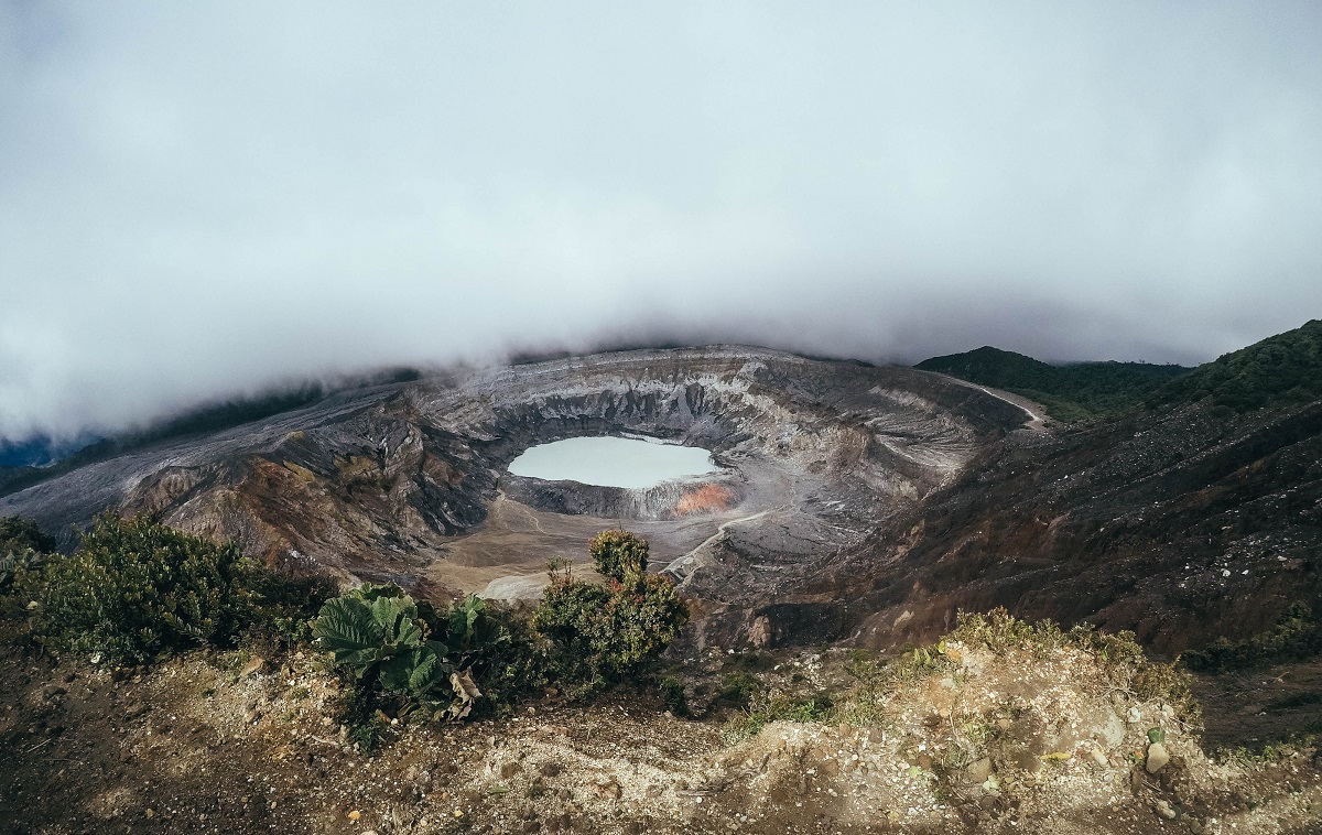 itinerario di viaggio organizzato in Costa Rica presso il Vulcano Poas - foto di alvaro hernandez