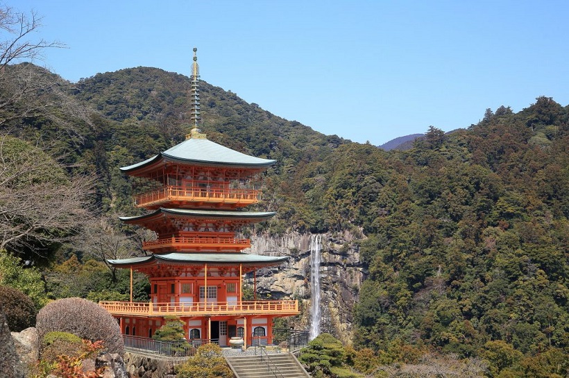 cascate nachi e tempio seiganto-ji viaggio organizzato in giappone-photo by mtj