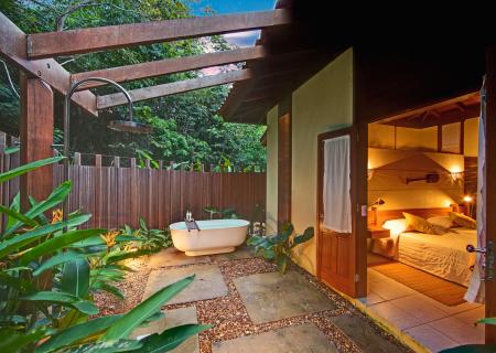 cristalino luxury eco lodge alta floresta foto di un bungalow con vasca all'aperto per il massimo relax foto di samuel melim