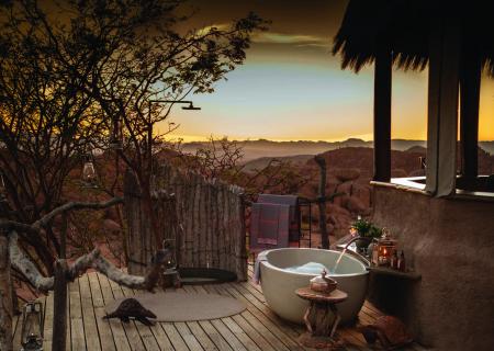 panorama e relax al mowani mountain camp un lodge di lusso in Namibia