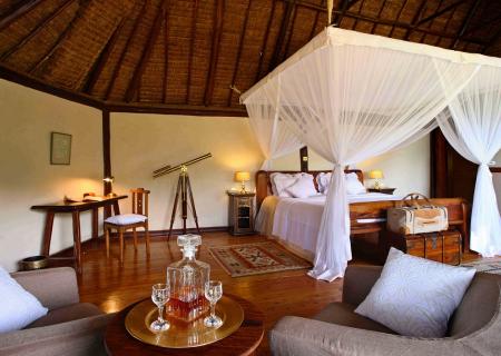 vacanza in kenya al saruni mara lodge in una elegante suite per sposi in viaggio di nozze