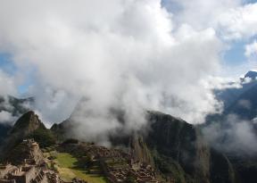 visitare il Peru. Foto del Machu Picchu Huayna Picchu
