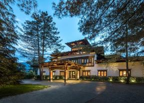 viaggio in Buthan dormendo al como uma paro luxury hotel resort vista esterna